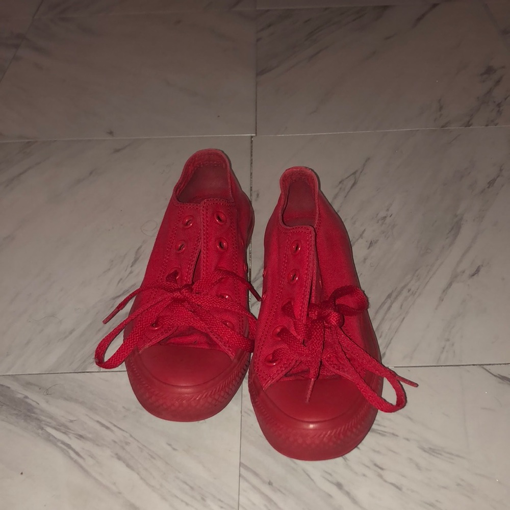 All Red Converse size men’s 4 Women’s 6